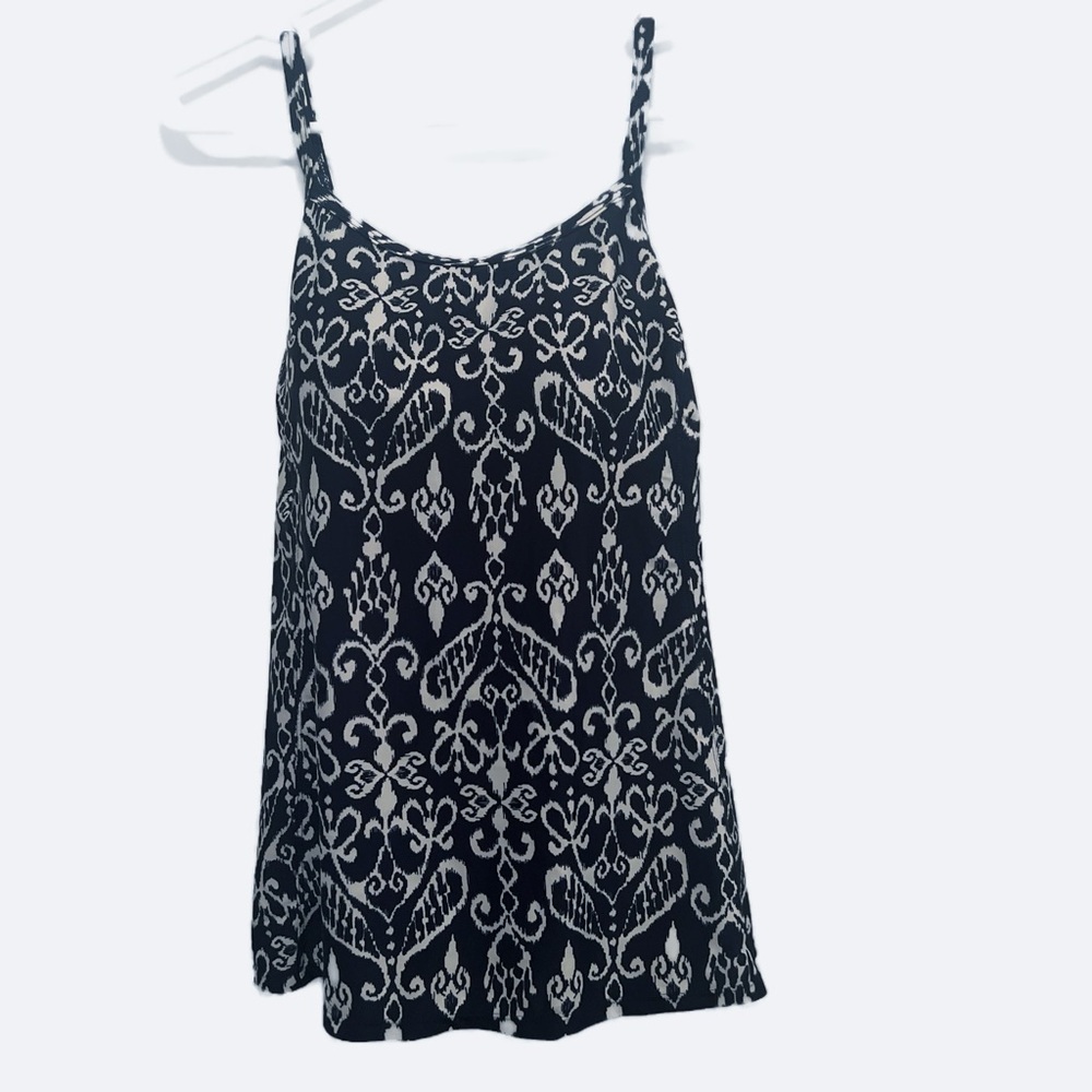 Chic Navy and White Patterned Camisole